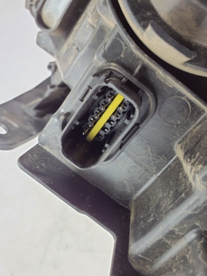 Dacia Duster (2017–2024) Esituli 260602287R - 2