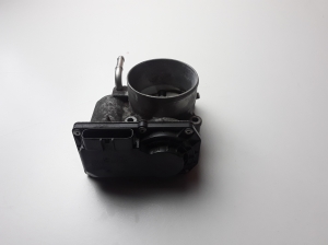   Accelerator valve 
