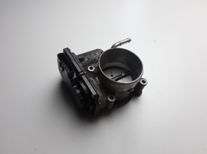  Accelerator valve 