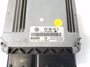 Motorsteuergerät - 070906016B