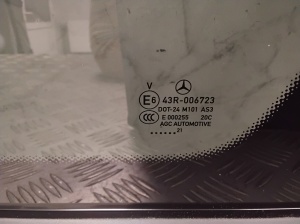 Mercedes Benz GLC-Class 253 (2015–2019) Seitenscheibe hinten (Karosserie) A2536703800 - 3