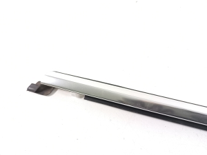 VOLVO XC90 (2015–2024) Rear side door outer window molding 31479471 - 2