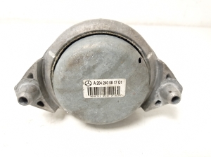  Engine cushion 
