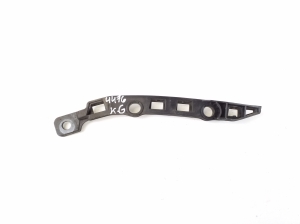  Rear bumper bracket 