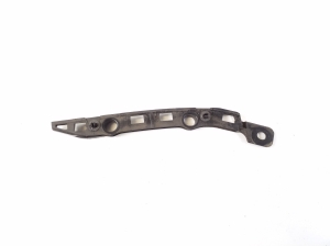  Rear bumper bracket 