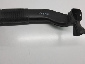  Air intake hose 