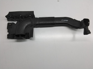  Air intake hose 