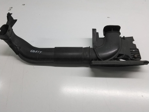  Air intake hose 