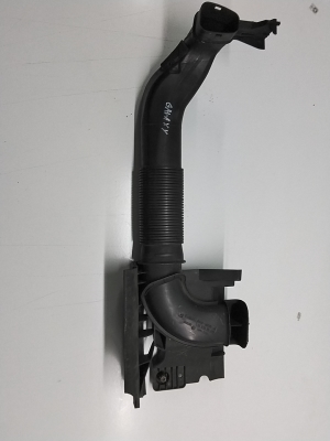  Air intake hose 