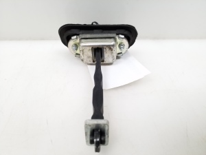 Rear side door opening limiter