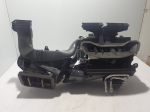 Heizung und ihre Teile - 8W1820005AP