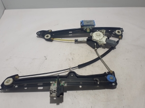 AUDI A7 (2018–2026) Front door window regulator 4K8837462 - 4