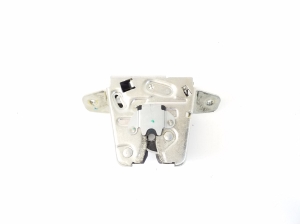  Trunk lid lock 