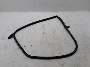 AUDI A7 (2018–2026) Front door rubber seal 4K8831708D - 2