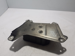 AUDI A7 (2018–2026) Charcoal canister 4M0201801A - 3