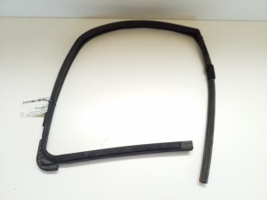 NISSAN Juke F15 (2010–2018) Esiukse tihenduskumm 803311KA0A - 2