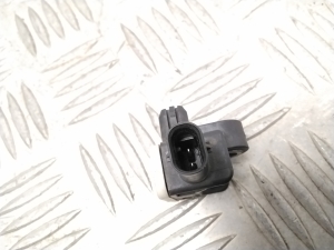 Mercedes Benz A-Class 176 (2012–2018) Airbag sensor A1668210151 - 2
