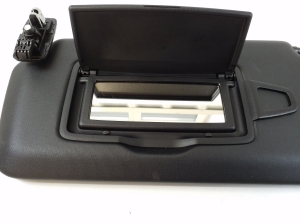  Sun visor 