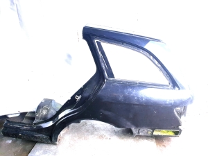 Rear wing