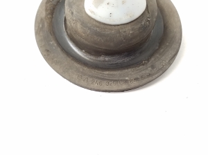  Rear spring support 