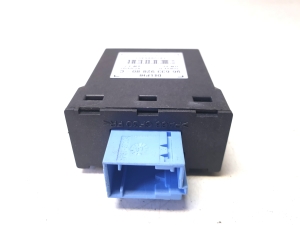 Citroen C4 Picasso (2007–2013) Relee 9663392880C  7310865301 - 3