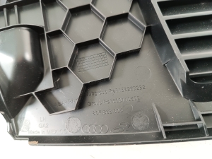 AUDI Q5 (2017–2026) Autre pièce intérieure du coffre 80F868605 - 2