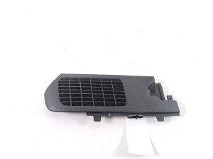 Autre pièce intérieure du coffre - 80F868606