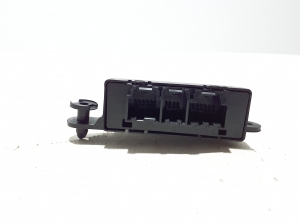 Chrysler Pacifica (2016–2026) Parking system control unit 68193775AJ - 3