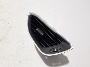 Chrysler Pacifica (2016–2026) Dashboard air vent grilles 6EC051X9AB - 5