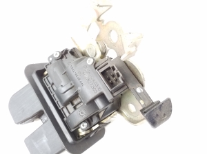 AUDI A8 D4 (2010–2017) Heckklappenschloss 4H0827505 - 2