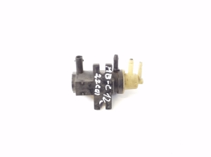 Mercedes Benz C-Class 204 (2007–2014) Magnetventil A0091533128 - 2