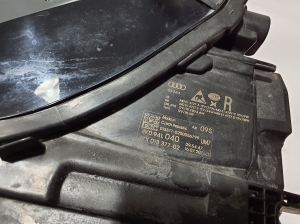 AUDI A6 C8 (2018–2025) Esituli 4K0941040 - 2