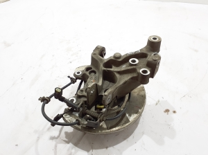 Chrysler Pacifica (2016–2026) Tagumine rumm 68218016AC - 2
