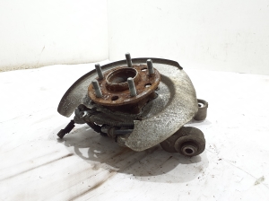 Chrysler Pacifica (2016–2026) Tagumine rumm 68218016AC - 4