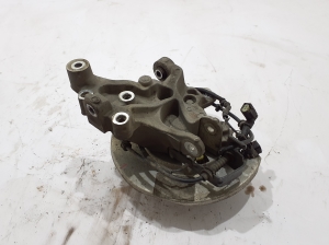 Chrysler Pacifica (2016–2026) Tagumine rumm 68218017AC - 3