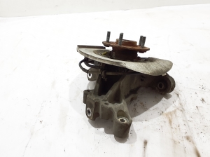 Chrysler Pacifica (2016–2026) Tagumine rumm 68218017AC - 4