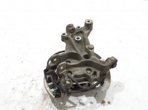 Chrysler Pacifica (2016–2026) Tagumine rumm 68218017AC - 5