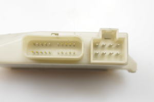 Chrysler Voyager IV (2001–2007) Rear side door control unit P04686686AM - 3