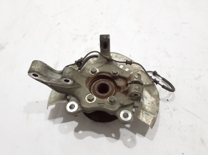 Chrysler Pacifica (2016–2026) Esirumm 68189018AC - 4