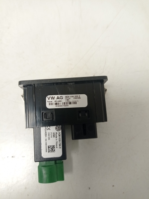  USB Jungtis 