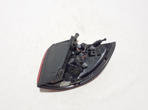 Chrysler Pacifica (2016–2026) Eckleuchte hinten 68229027AF - 4