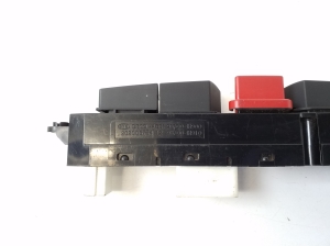Kia ceed (2006–2012) Hazard light switch 937001H900 - 3