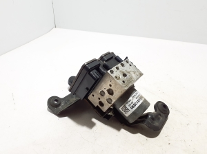 Chrysler Pacifica (2016–2026) ABS unit 68352786AA - 4
