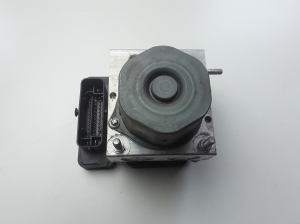 Honda CR-V (2012–2016) ABS unit 2265106455 - 2