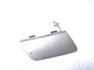 Front bumper tow hook cover - A1698850381