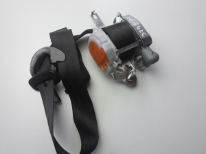 Hyundai i40 (2011–2026) Front seat belt 888103Z000RY - 3