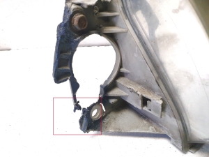 Mazda Premacy (1999–2005) Phare avant 90733100 - 5