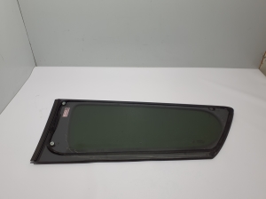 Chrysler Pacifica (2016–2026) Tagumine küljeklaas (kere) 68332882AA - 2