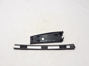 Chrysler Pacifica (2016–2026) Trunk lid hinge trim 68259788AE - 2