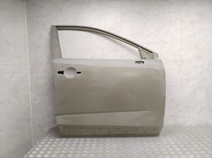 Vordere Tür